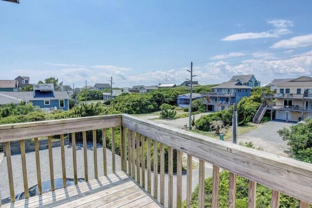 The Salty Spot by Topsail Realty