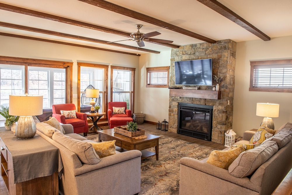 Grand View Lodge