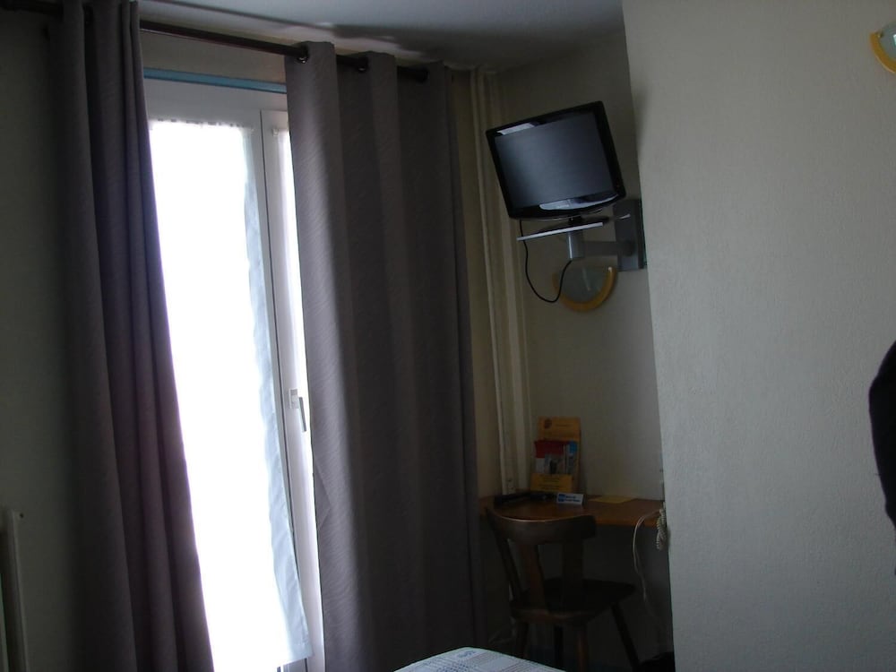 Valence Vacations - Hotel de Paris et des Voyageurs - Property Image 10