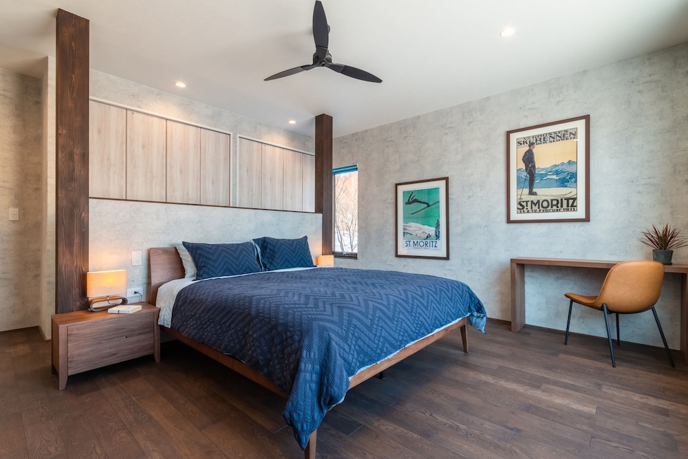 Off Piste Chalet by H2 Life view 3