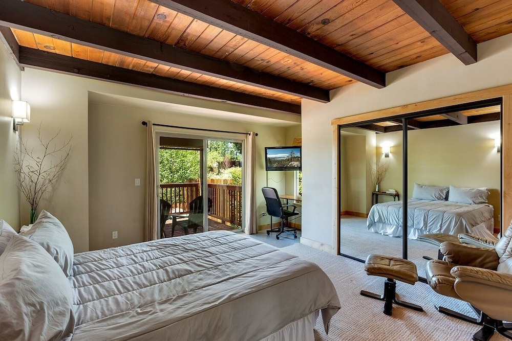 Cold Creek Lodge 3 Bedroom Home