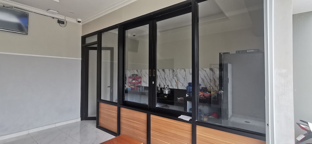 Hotel O Madina Homestay