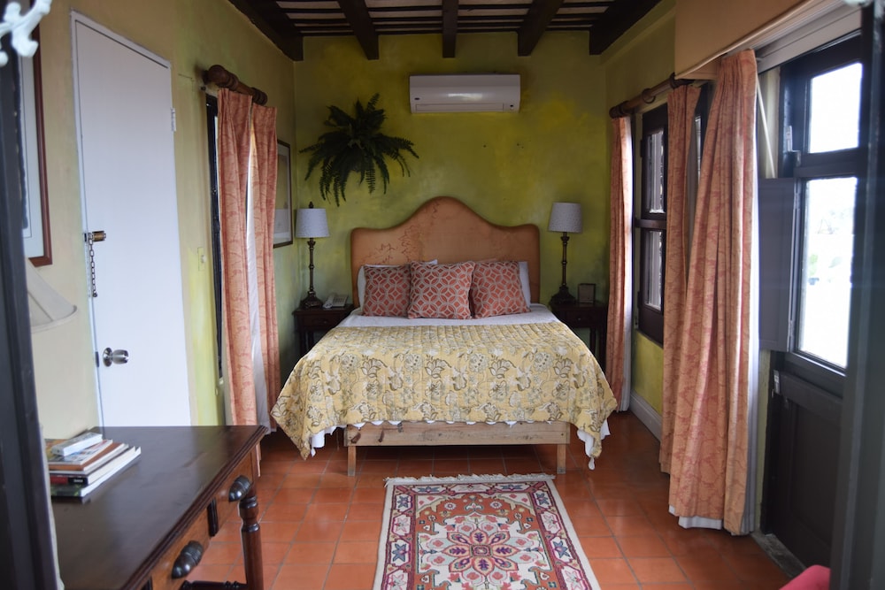 The Gallery Inn - Property Image 58