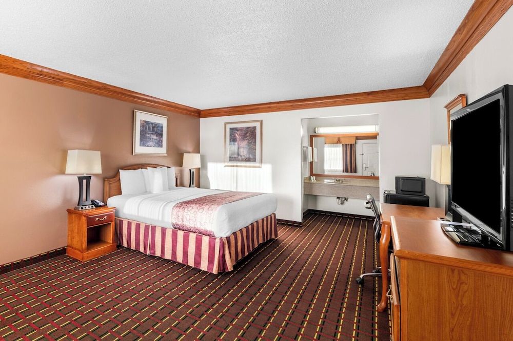 Scottish Inn Decatur
