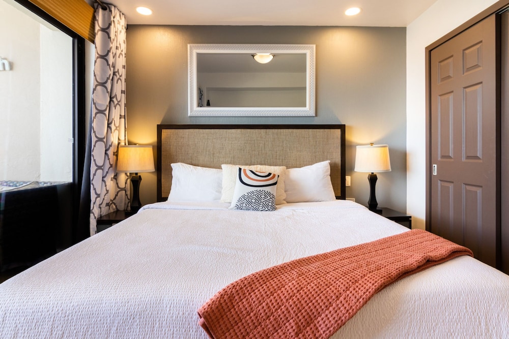2BR Beachfront Escape in Puerto Penasco