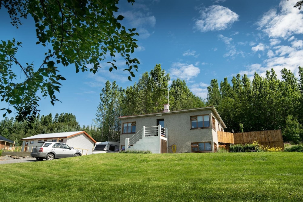 Guesthouse Hvitafell