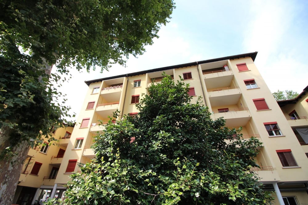 Central Amor in Lugano view 3