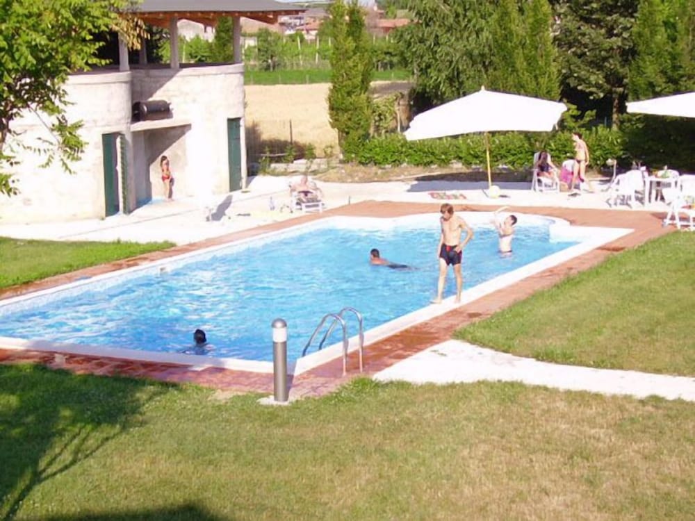 Photo 46