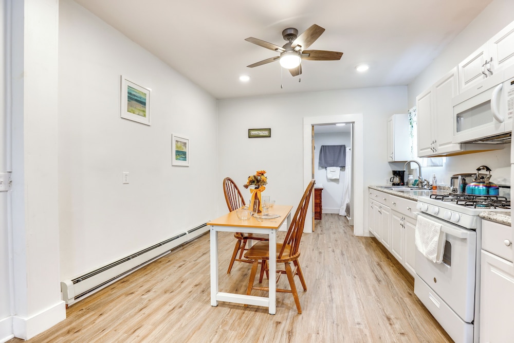 1 Mi to Dtwn: Pet-friendly Corning Retreat