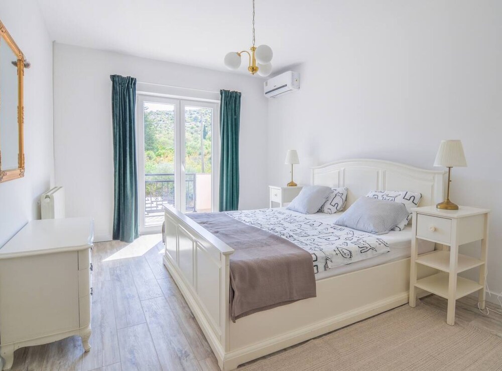 Apartment Villa Troskot