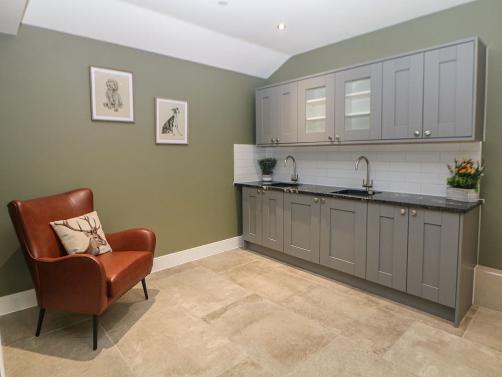 Rock Mill Apartment