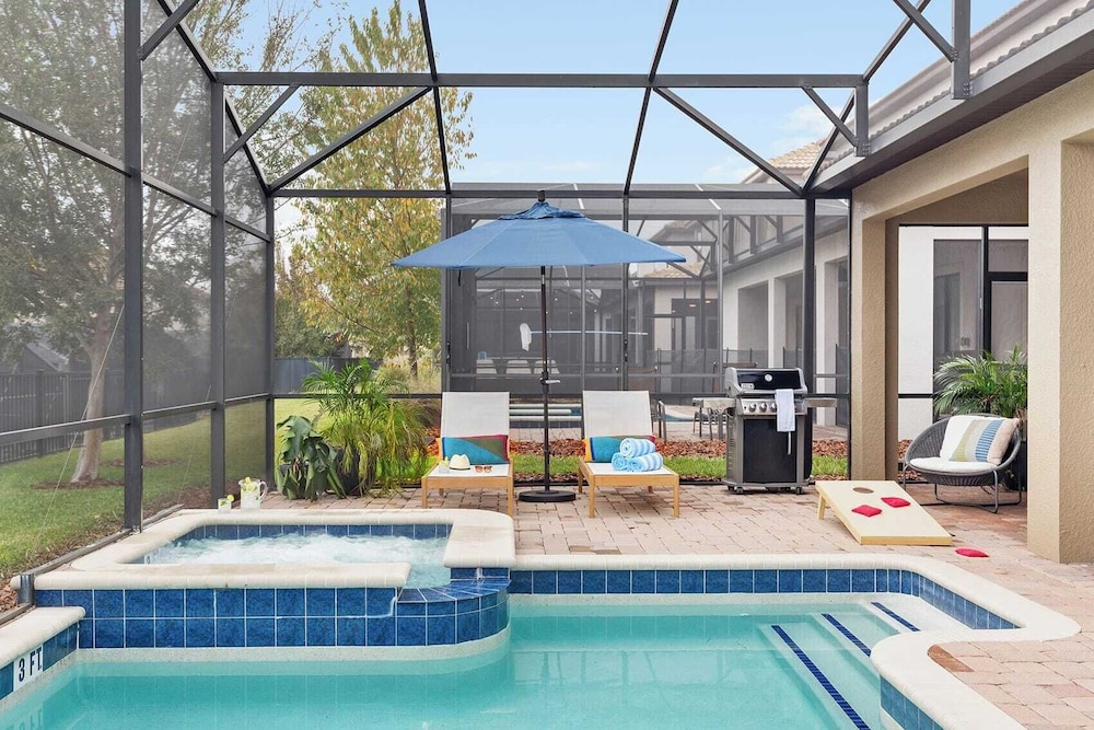 Sleeps 16! 8bdr Kid Haven w/ Pool & Arcade Orlando Resort Retreat by Avantstay