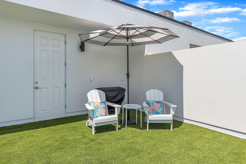 Azul Townhomes B3