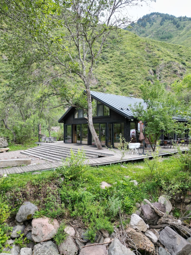 Turgensai Hotel