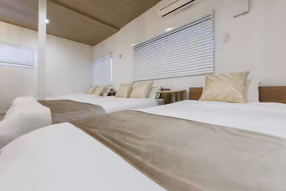 Kuromon Central Self Inn202