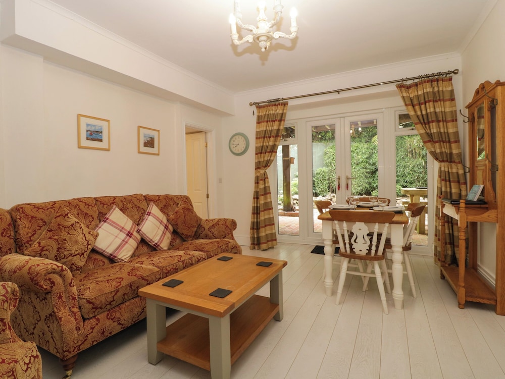 The Coach House Apartment