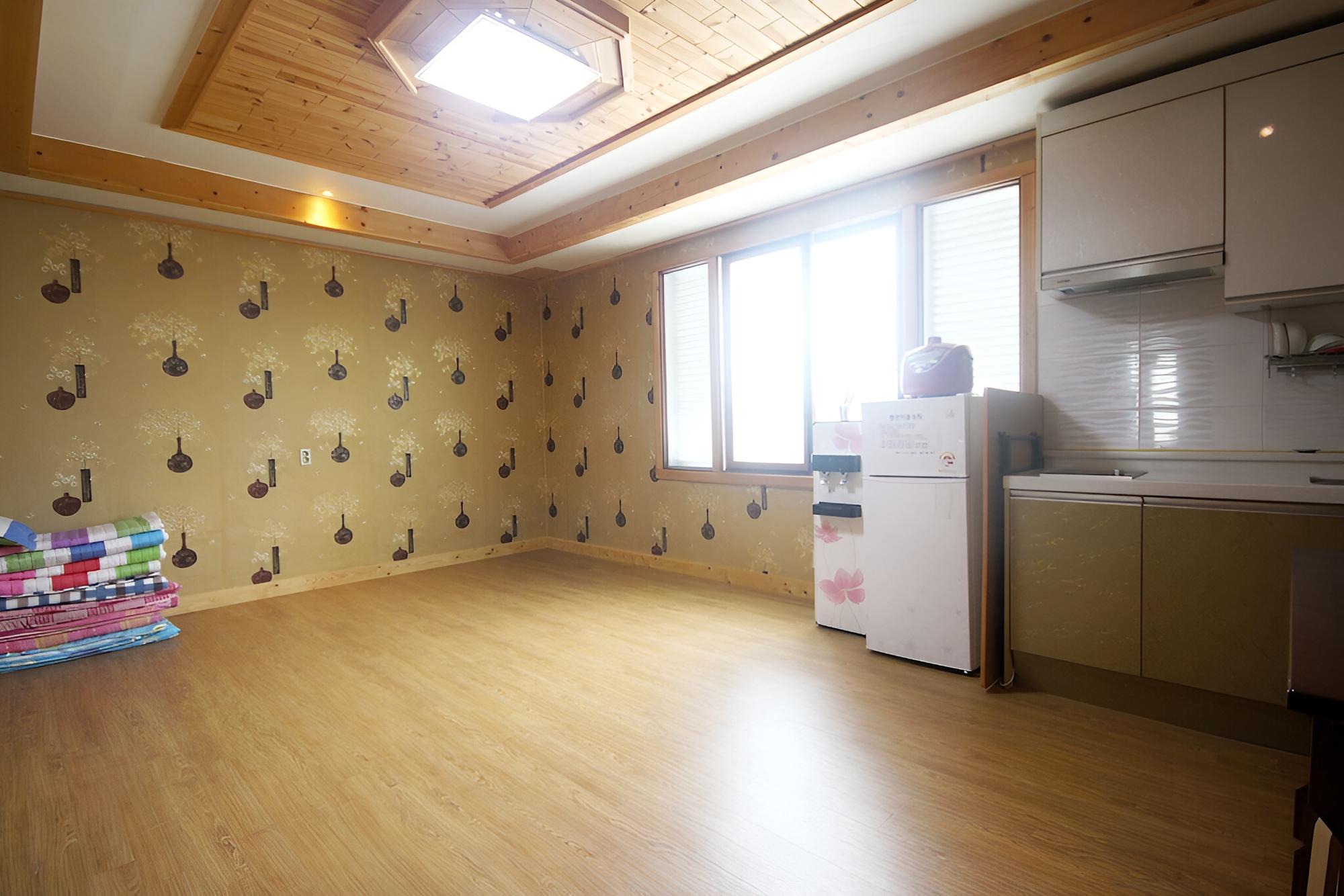 Mungyeong Arirang Hotel view 3