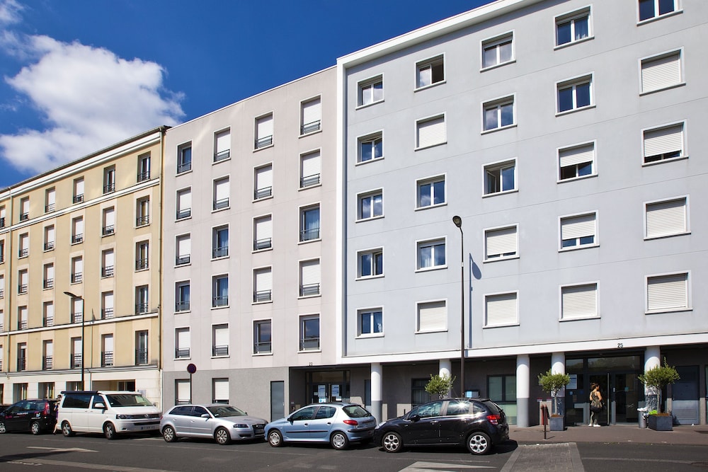 Séjours & Affaires Paris Vincennes view 3