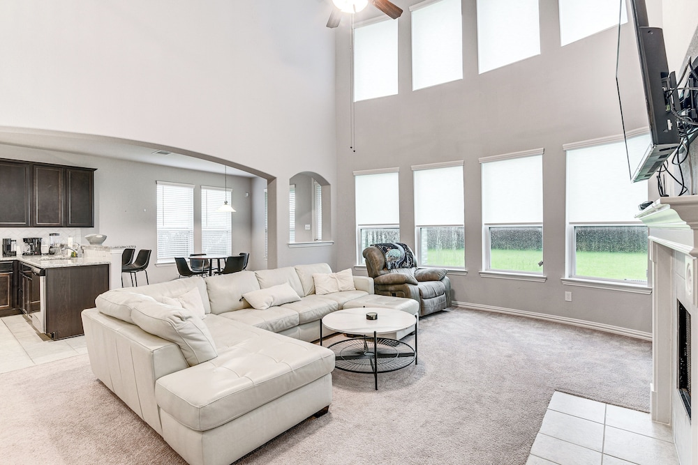 Grand Family Home w/ Patio & Fenced Yard in Arcola
