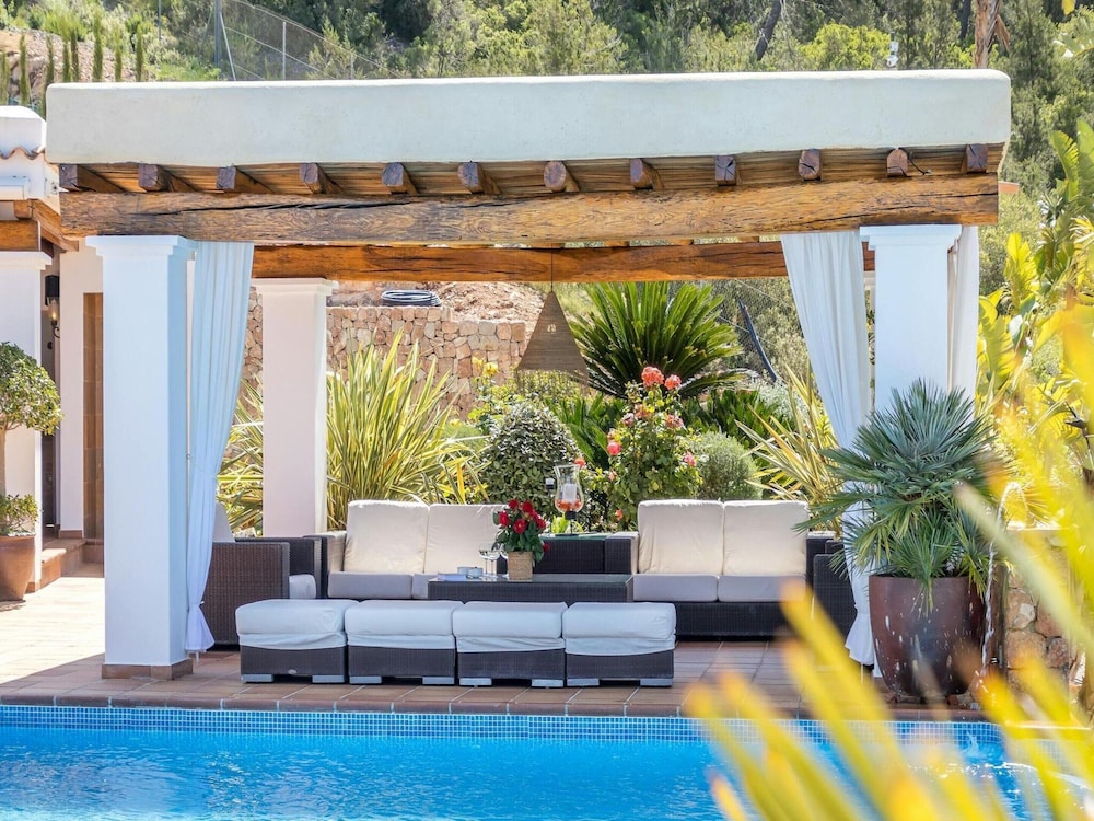 Holiday Home in Stunning Ibizan Landscape