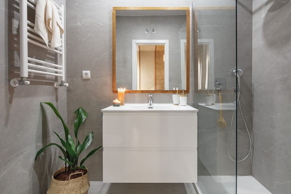 Rupat - 3 Bedrooms in Trafalgar