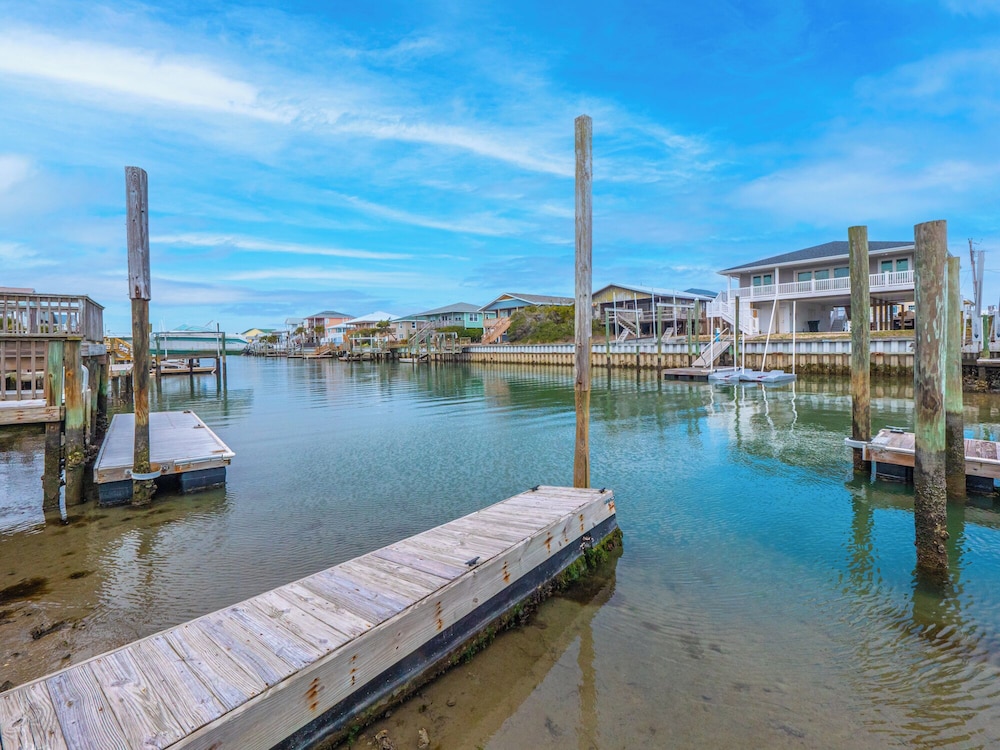 Boyd by Topsail Realty