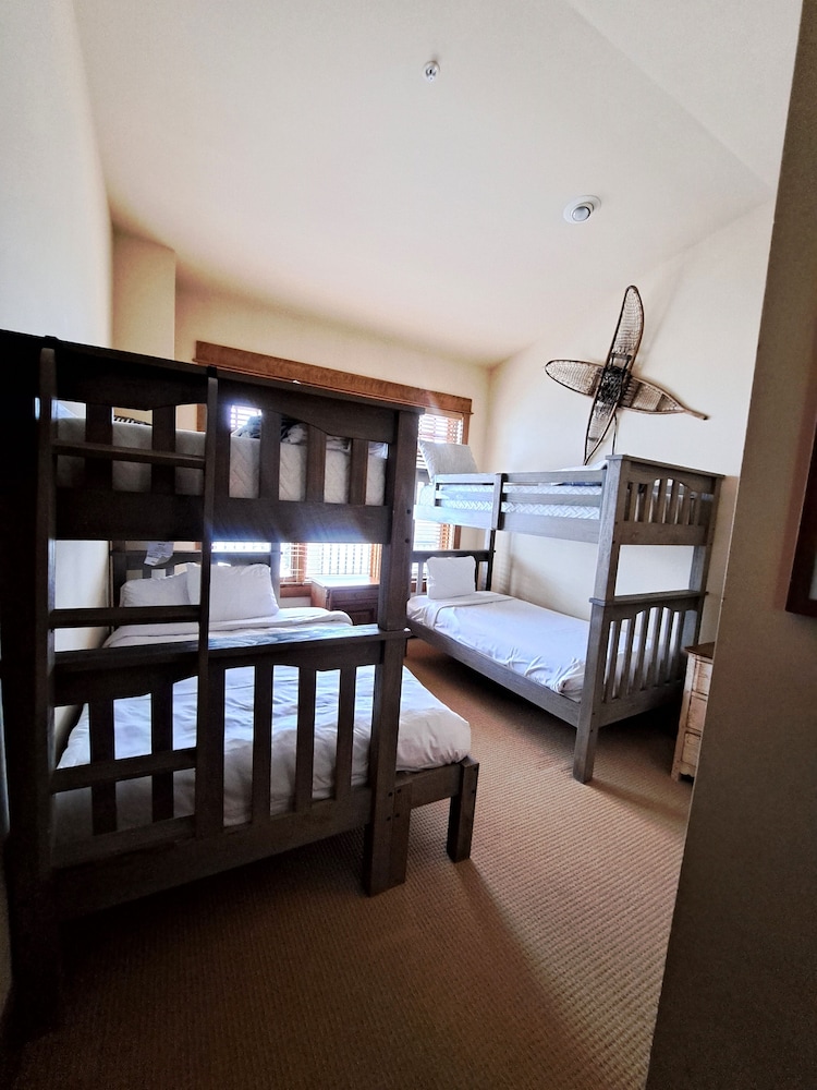 3br Ski-in/ski-out~on Mountain~lone Eagle 3053 3 Bedroom Condo by RedAwning view 3