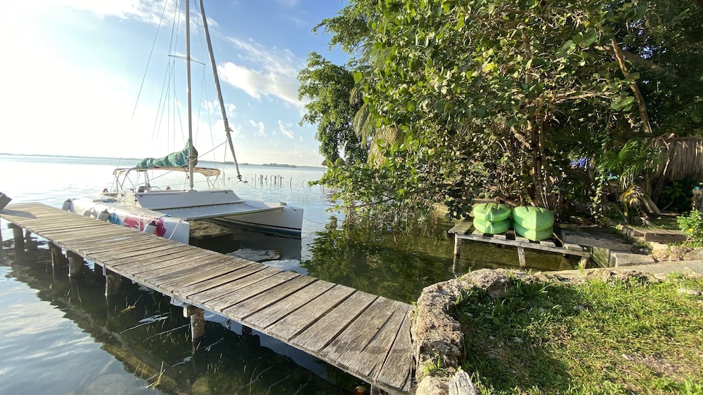 Posada Lulú La Bruja Bacalar