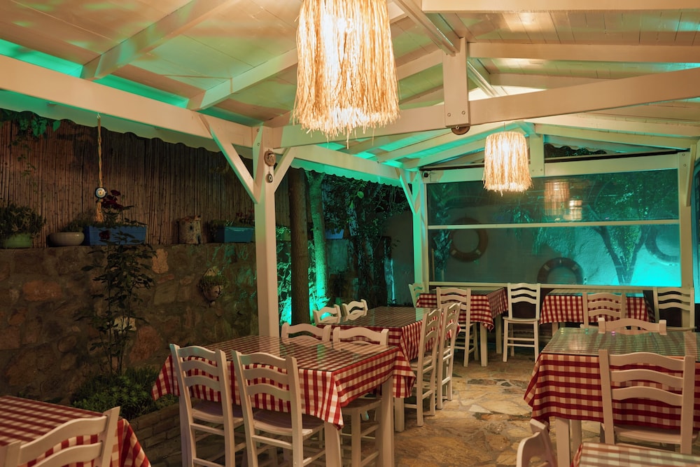 Ebruli Otel - Image 8