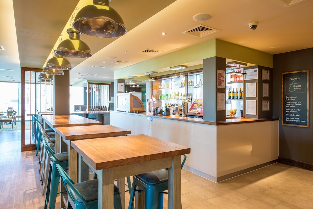 Premier Inn Winchester 5