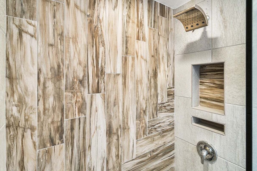 Ocean and Golf Course Views - Top Floor -vrkcv