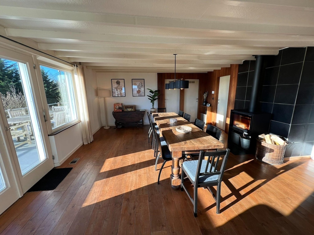 Spacious Villa With Sauna