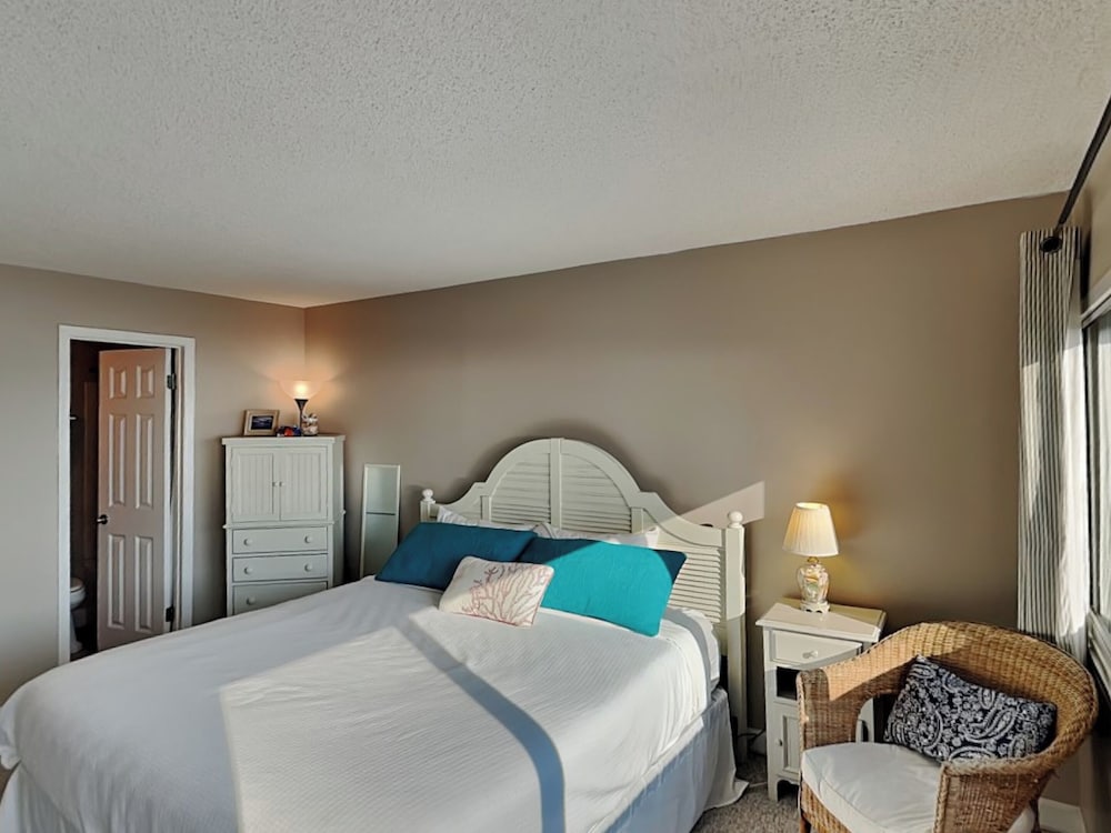 Pinnacle Port #A-117 by Southern Vacation Rentals