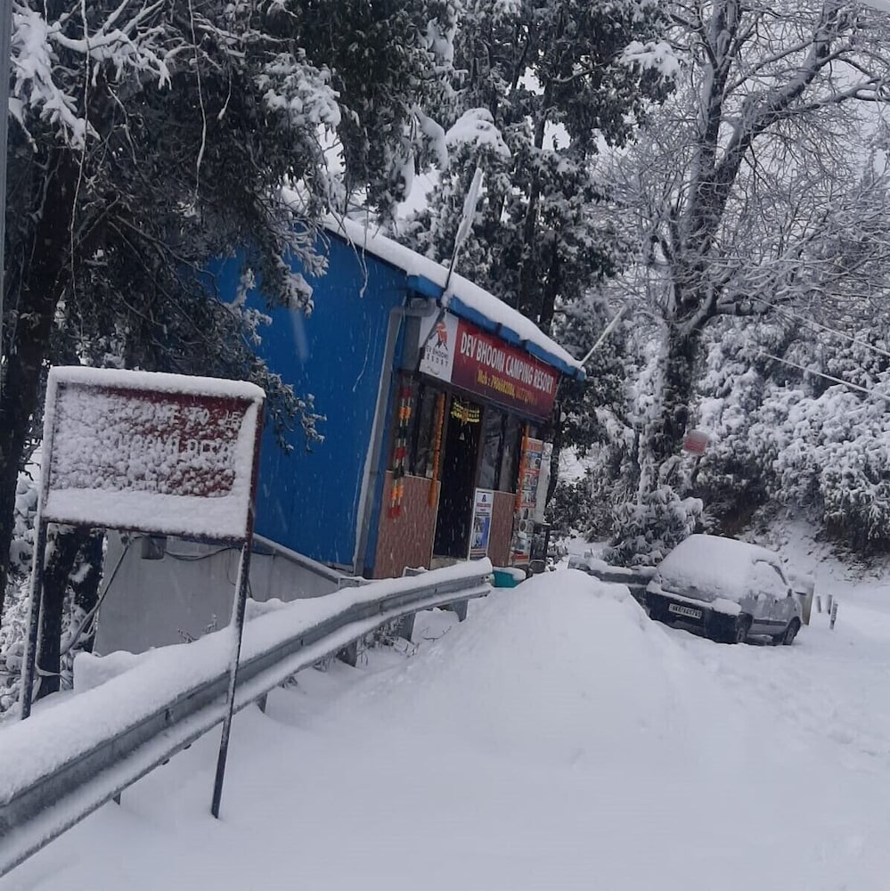 Dev Bhoomi Resort