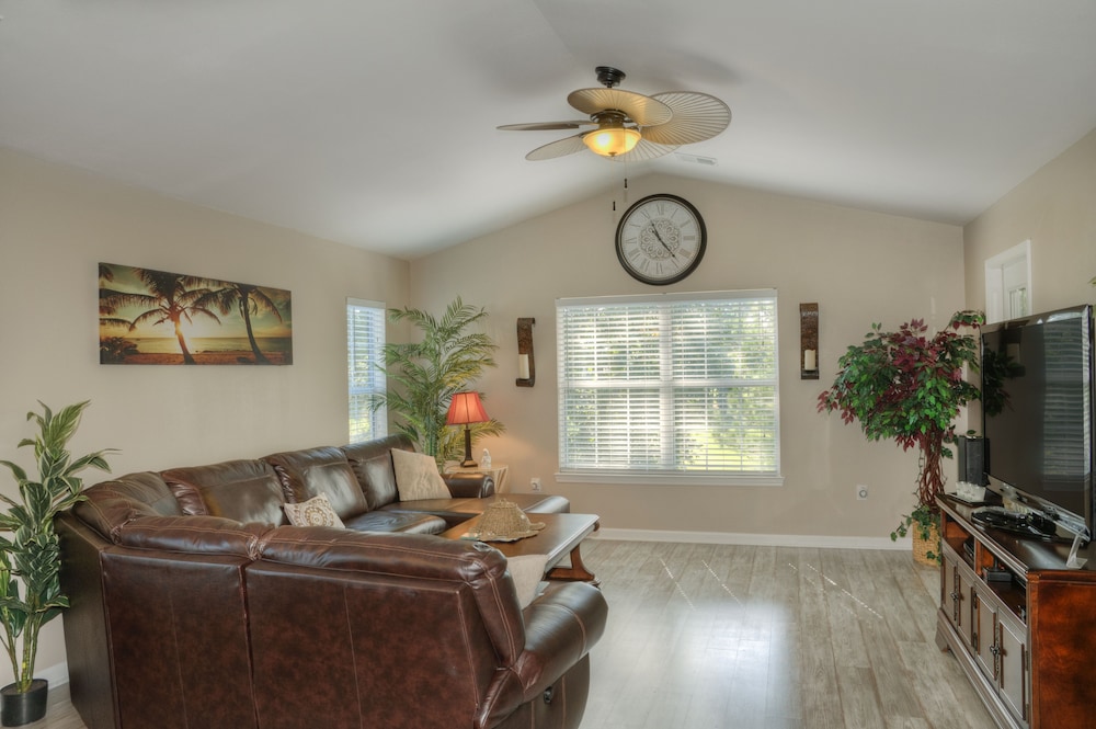River Oaks by Palmetto Vacations