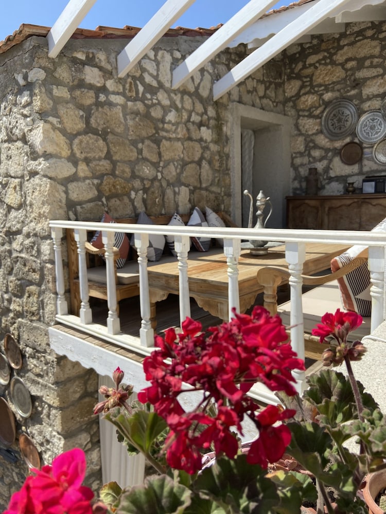 Morisi Avlu - Image 24