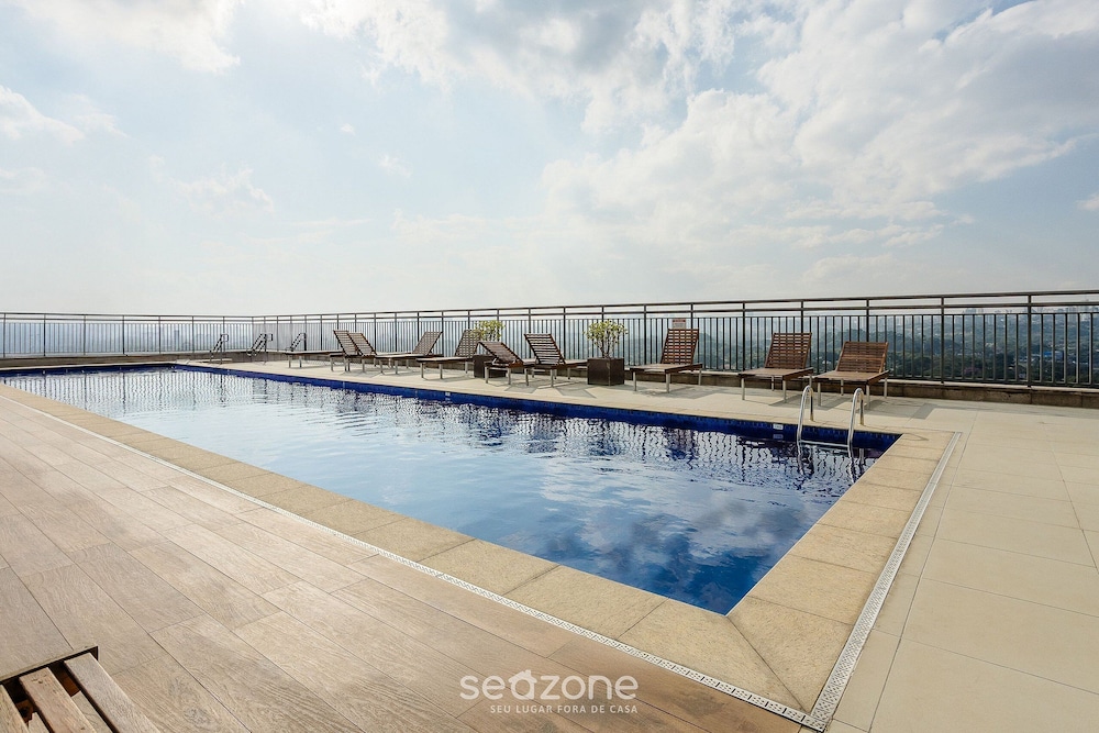 Apt w/ Gourmet Balcony 190m From the Metro Wal0714