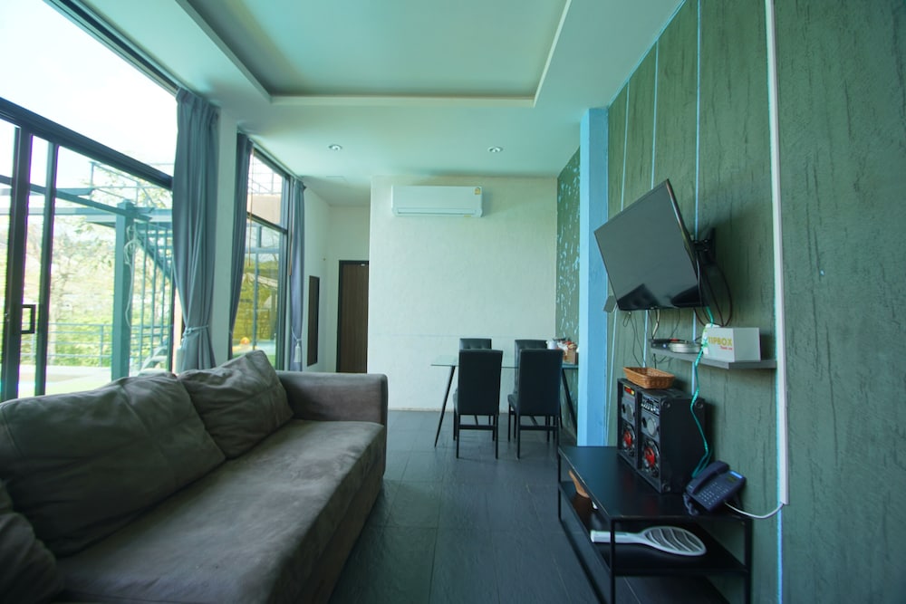 Photo 45