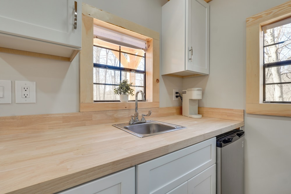 Close to Trails: Studio w/ Water Views