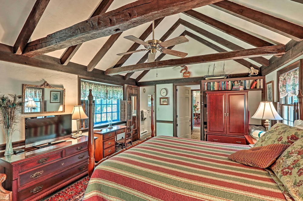 Pool & Courtyard: Timeless Home in Lansdale view 3