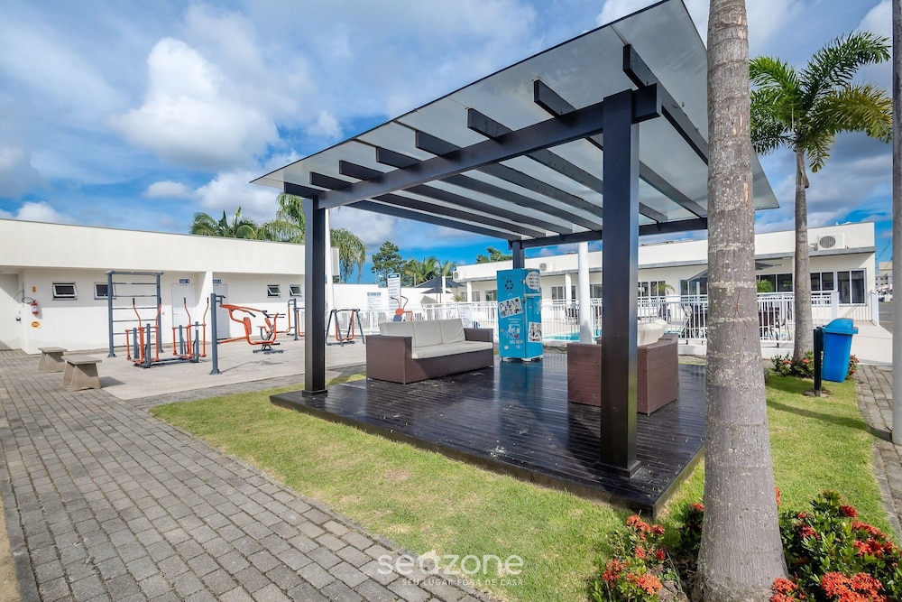 2BR Apt w/ BBQ 600m Beach Rag0406