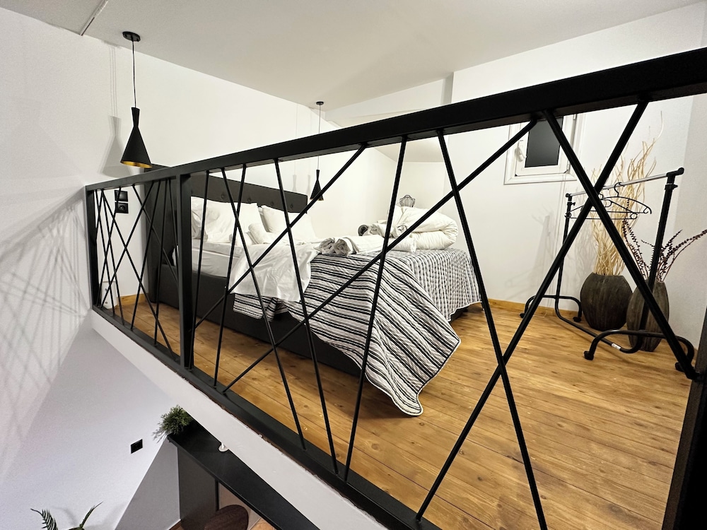Maisonette Near Beach & City Center