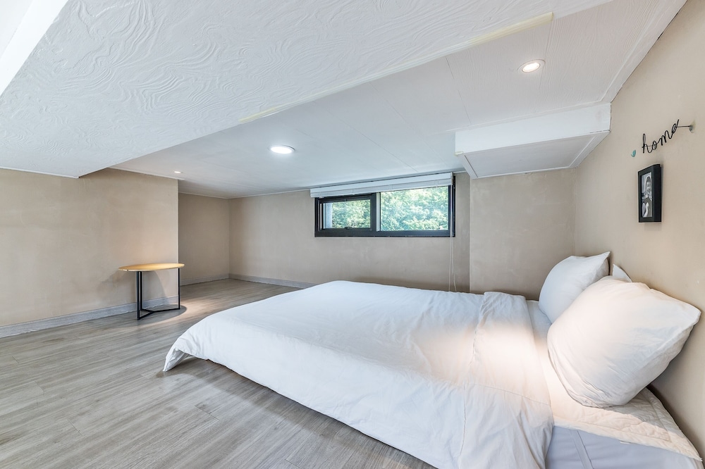 Yeosu Lastella Spa Pet-friendly Pension