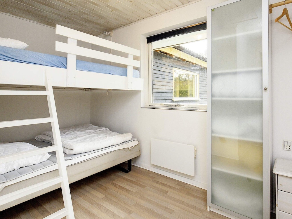 10 Person Holiday Home in Vaeggerlose view 3