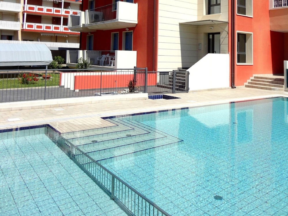Apartment in Caorle Near Spiaggia Tartaruga view 2