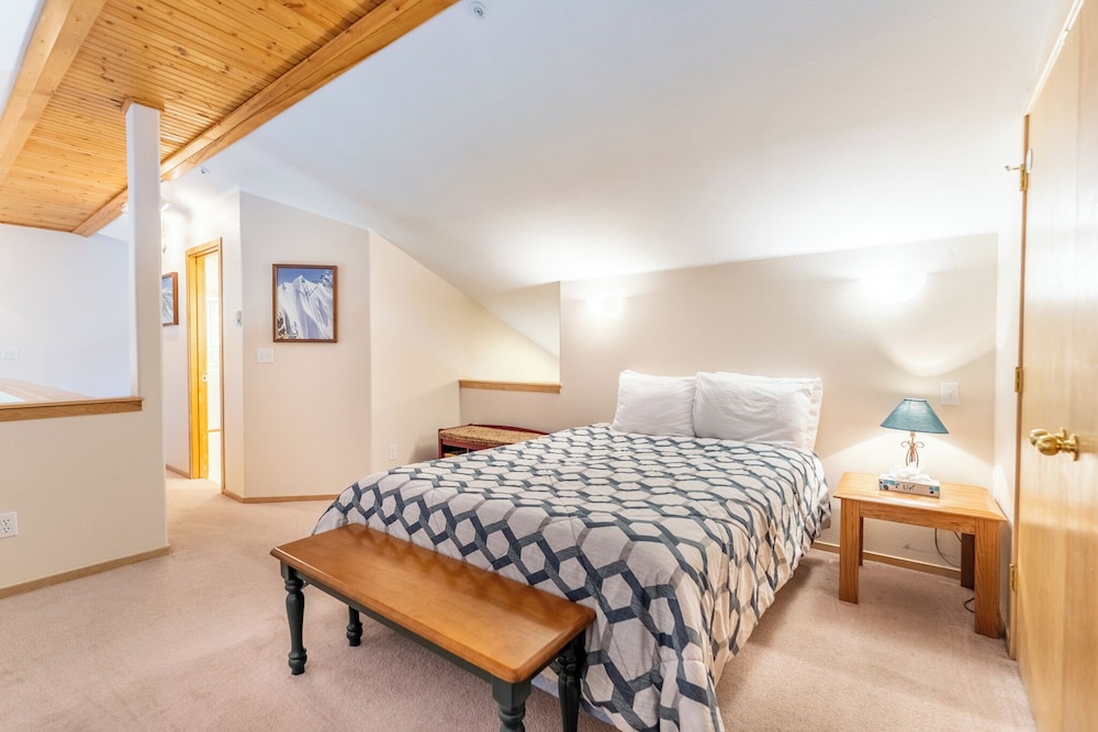 Buffalo Ridge Village #314g
