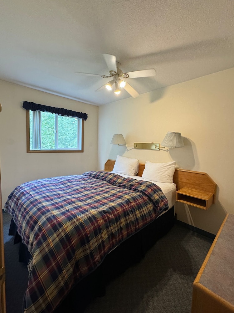 Blue River Motel