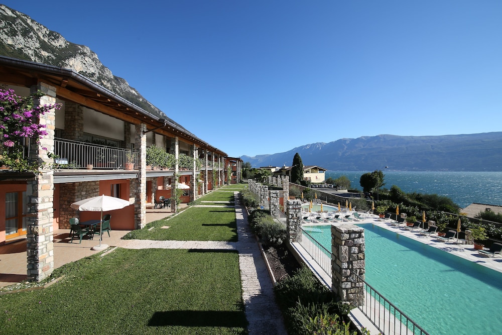 RESIDENCE BORGO DEI LIMONI