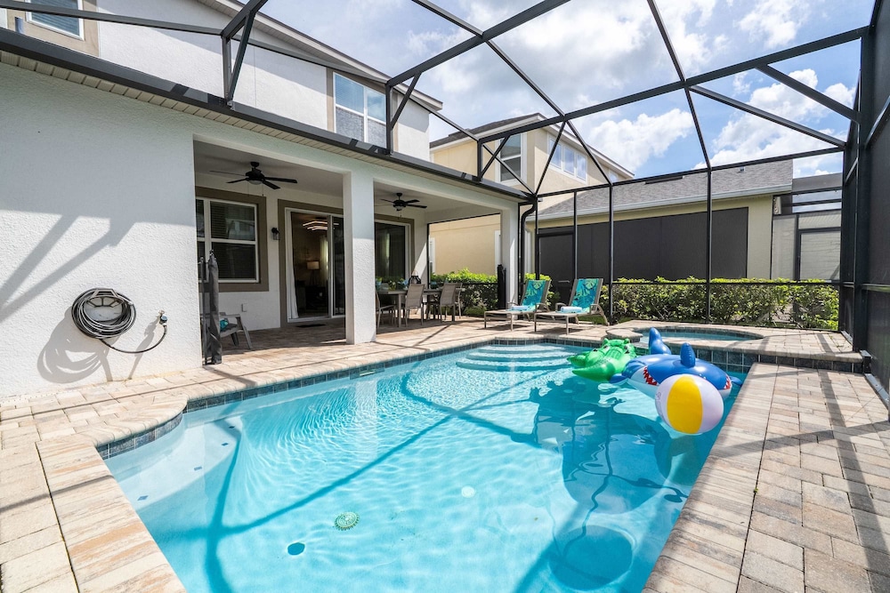 Stunning 4Bd w Pool Gameroom Solara Resort 9008