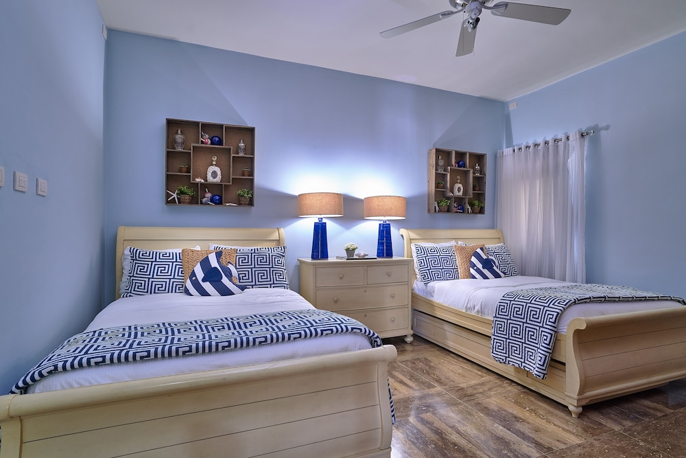 Costa Atlantica Beach Condos